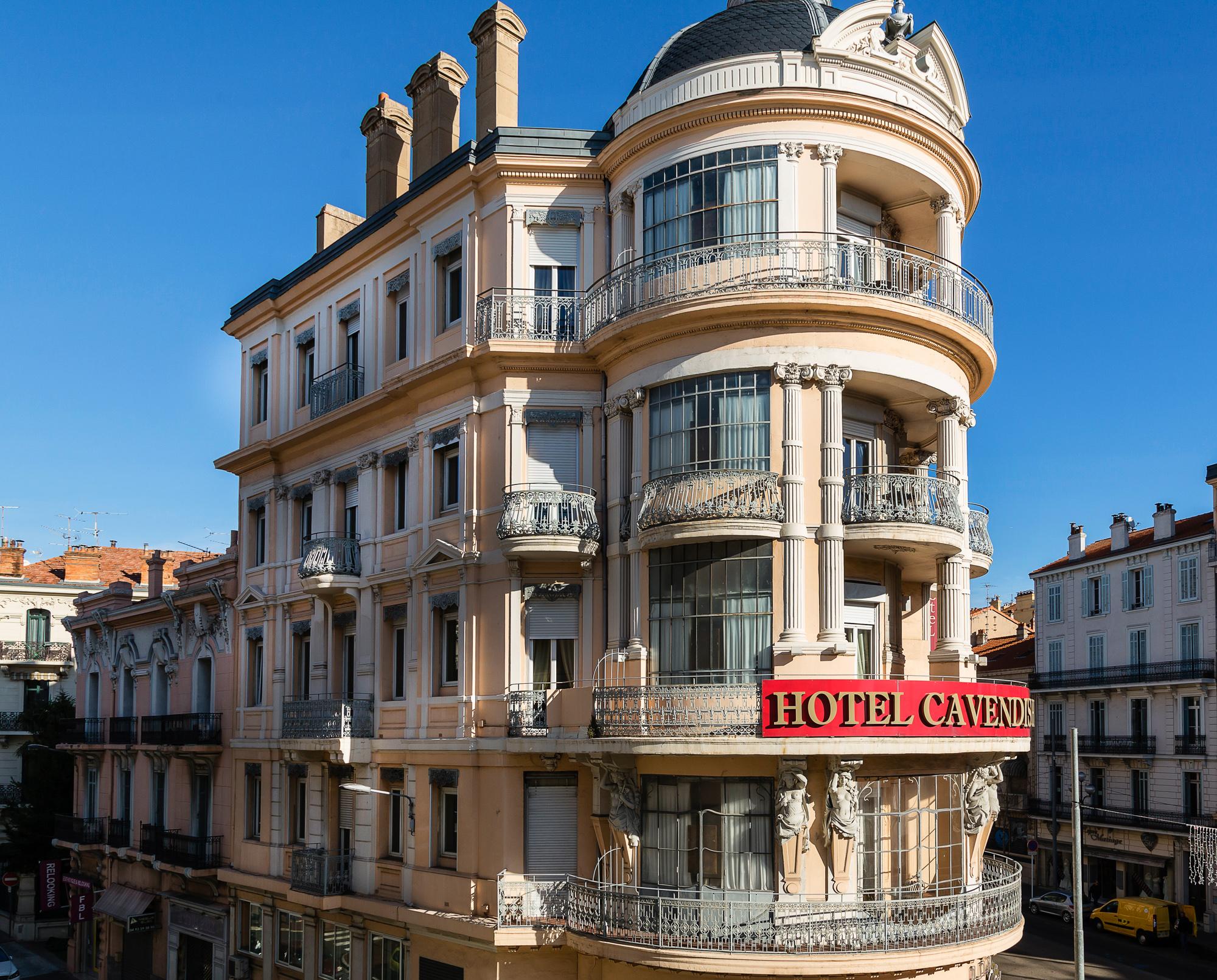 Отель Le Cavendish Канны Экстерьер фото